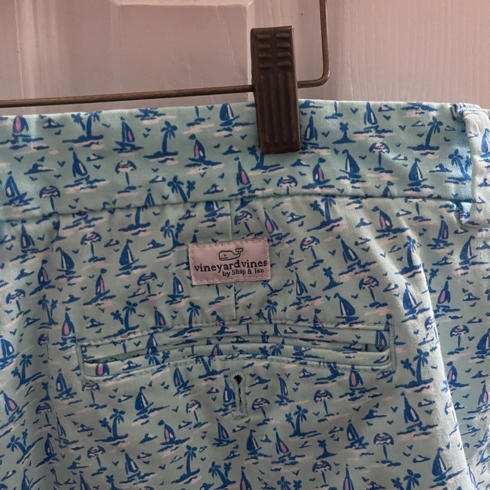 Vineyard Vines Breaker Shorts Size 40 Sailboats And Palm Trees blue coastal - Picture 3 of 9
